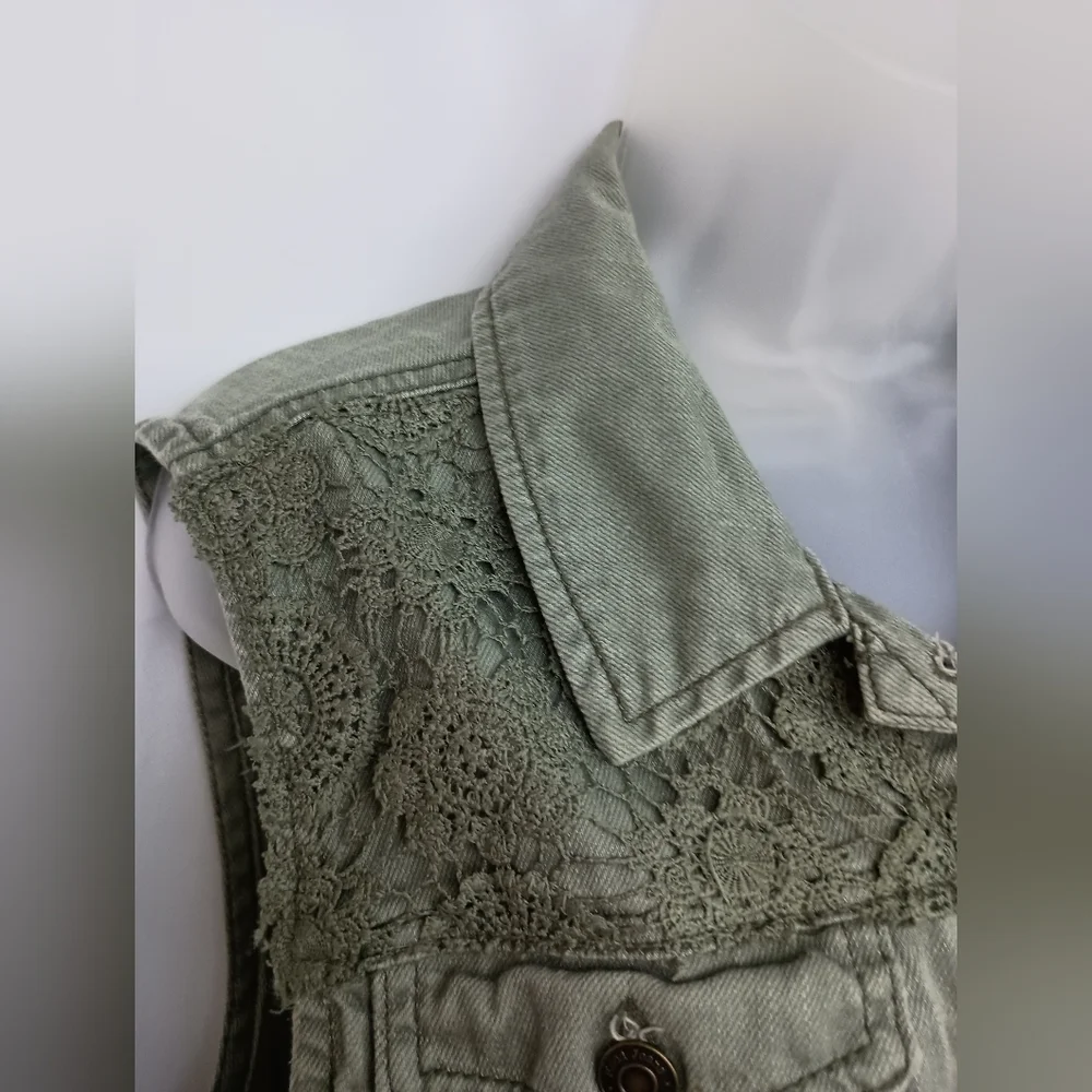 Green MUDD‎ Vintage Sleeveless Office XL Denim Vest with Lace Detail (#1,538)(C) - Picture 4 of 8